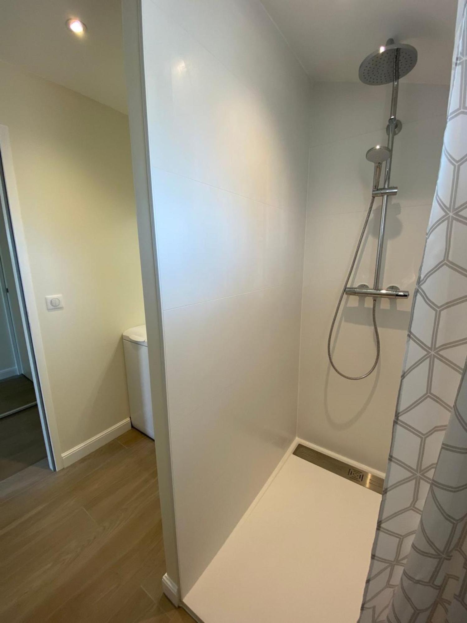 Appartement Des Pignons A Lege Bourg Esterno foto